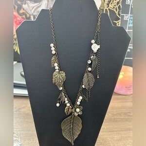 NWT necklace and earrings set